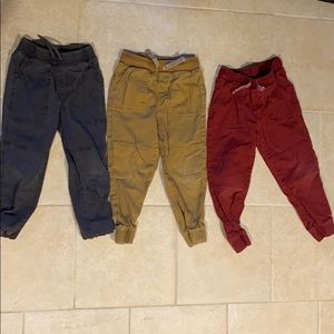 Boys sz 5 joggers